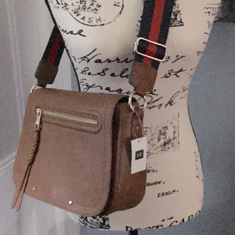 Gap tan shoulder bag